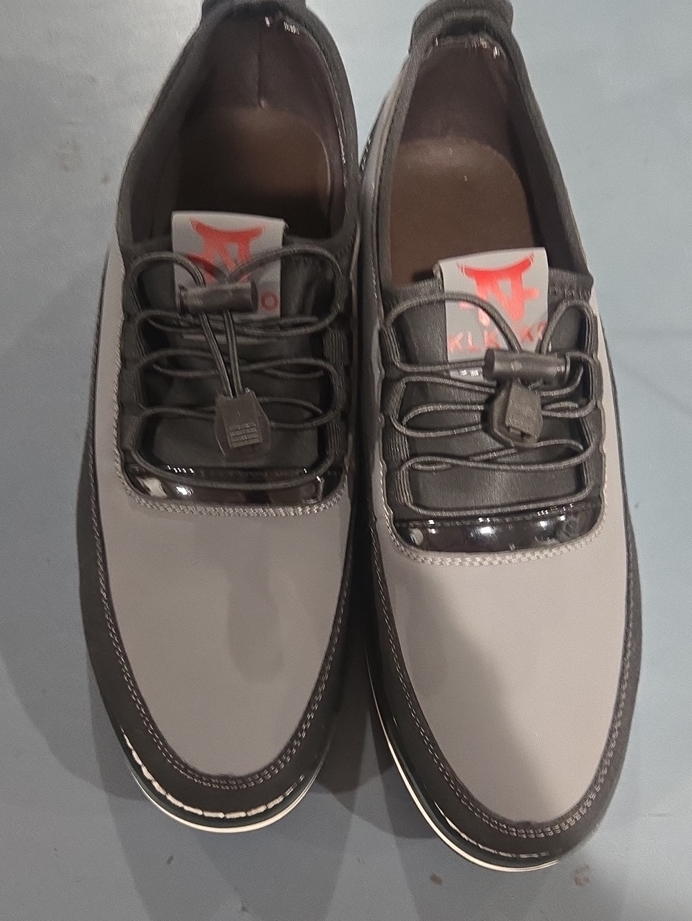 Men's Gray & Black Slip-On Loafers